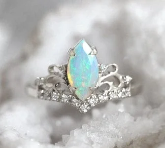 Opal Gemstone