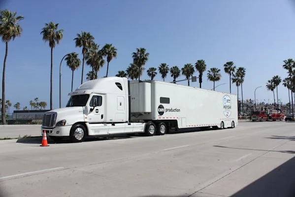 2009 chevrolet c6500 box truck 13'6